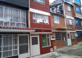88 28 SUR TRANSVERSAL 4 B, Bogotá, Sur, Chuniza, 6 Habitaciones Habitaciones,1 BañoBathrooms,Casas,Venta,TRANSVERSAL 4 B,2870
