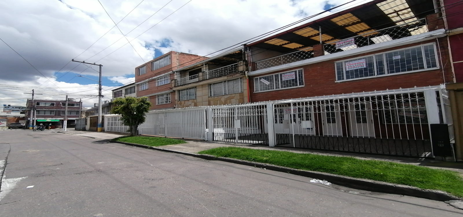 31-12 1 H, Bogotá, Occidente, La Asunción, 6 Habitaciones Habitaciones,5 BathroomsBathrooms,Casas,Venta,1 H,3307