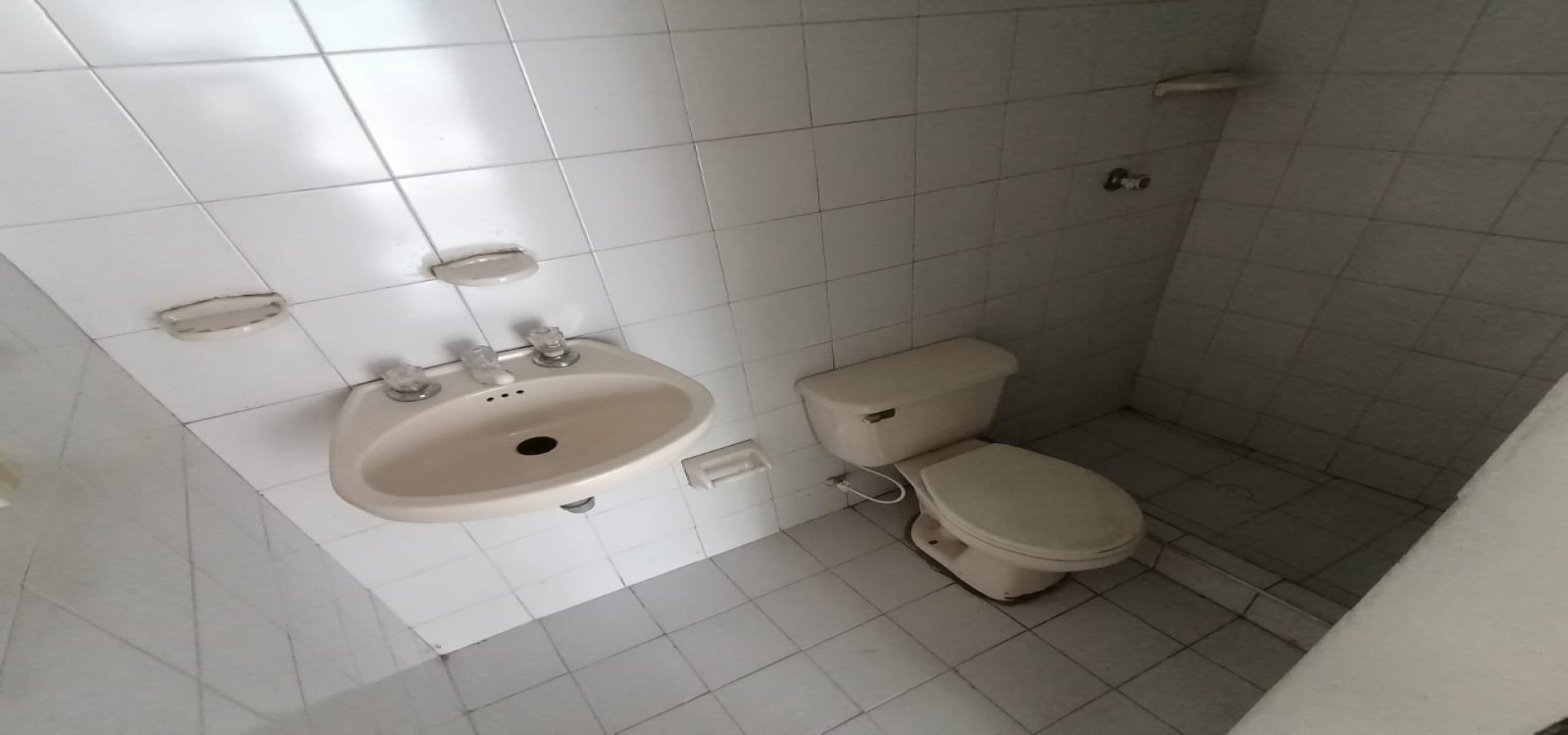 35 33 SUR 23, Bogotá, Sur, Quiroga, ,1 BañoBathrooms,Locales,Venta,23,3413