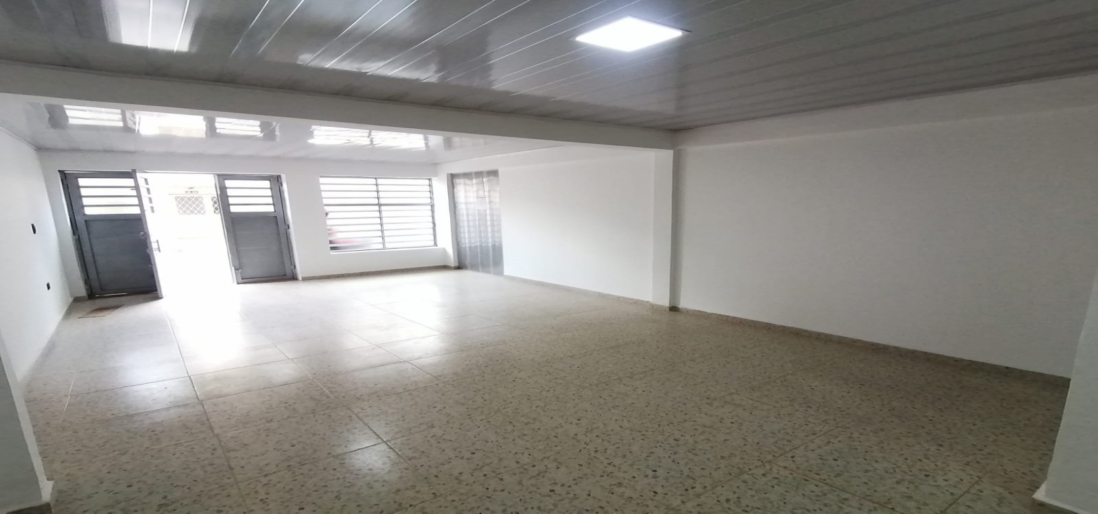 28 81 55 A SUR, Bogotá, Sur, San Vicente Ferrer, ,1 BañoBathrooms,Locales,Arriendo,55 A SUR ,3494