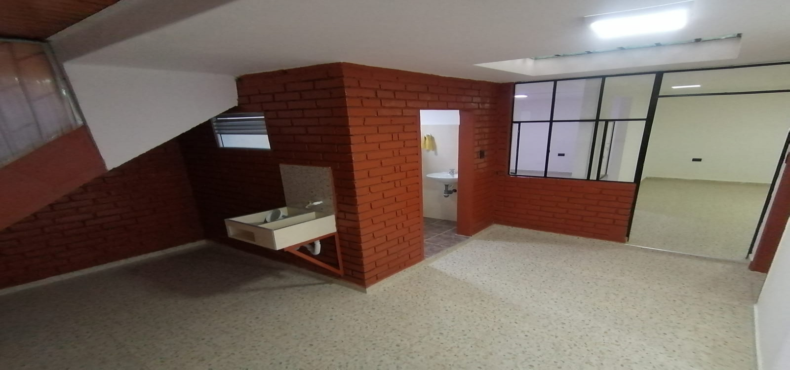 28 81 55 A SUR, Bogotá, Sur, San Vicente Ferrer, ,1 BañoBathrooms,Locales,Arriendo,55 A SUR ,3494