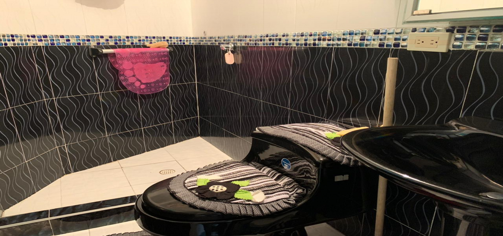 38 66 SUR carrera 2 R, Bogotá, Sur, Guacamayas, 8 Habitaciones Habitaciones,5 BathroomsBathrooms,Casas,Venta,carrera 2 R,3920