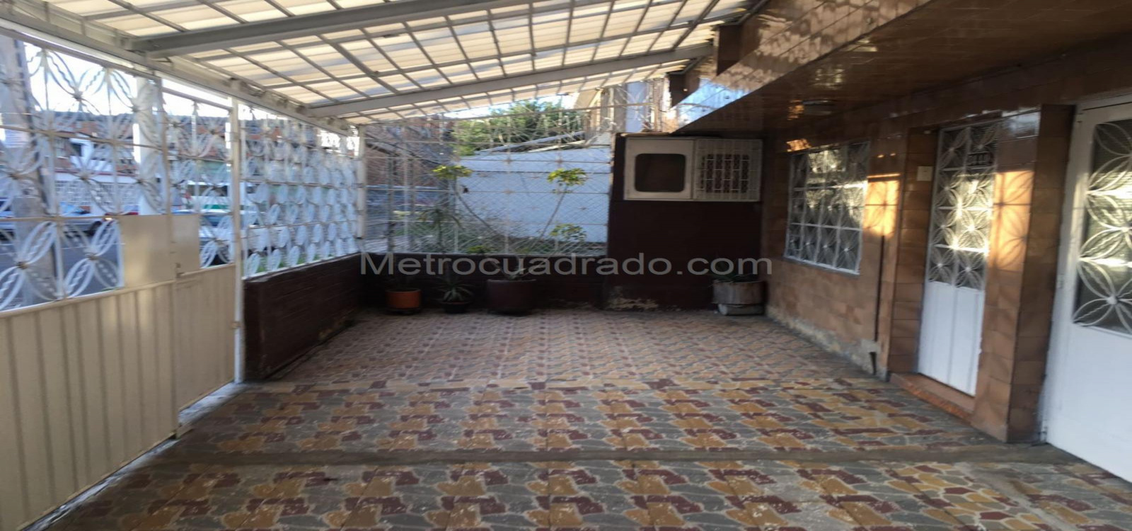 24 42 CALLE 37 SUR, Bogotá, Sur, Quiroga, 14 Habitaciones Habitaciones,7 BathroomsBathrooms,Casas,Venta,CALLE 37 SUR,3934