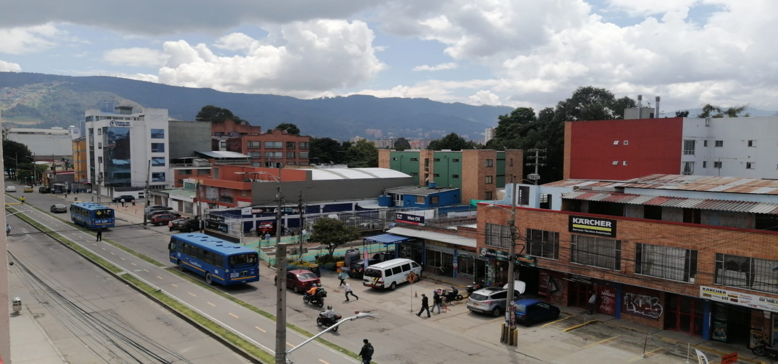 17-32 161, Bogotá, Norte, Toberin, ,2 BathroomsBathrooms,Locales,Arriendo,161,3948