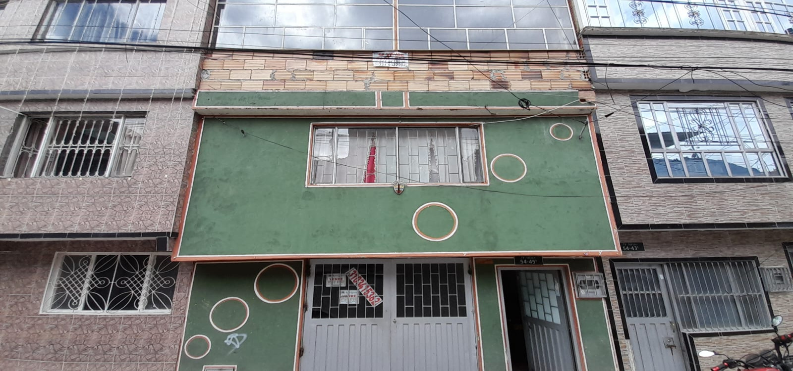 54 45 SUR TRANSV 14 ESTE, Bogotá, Sur, Los Libertadores, 5 Habitaciones Habitaciones,2 BathroomsBathrooms,Casas,Venta,TRANSV 14 ESTE ,4019
