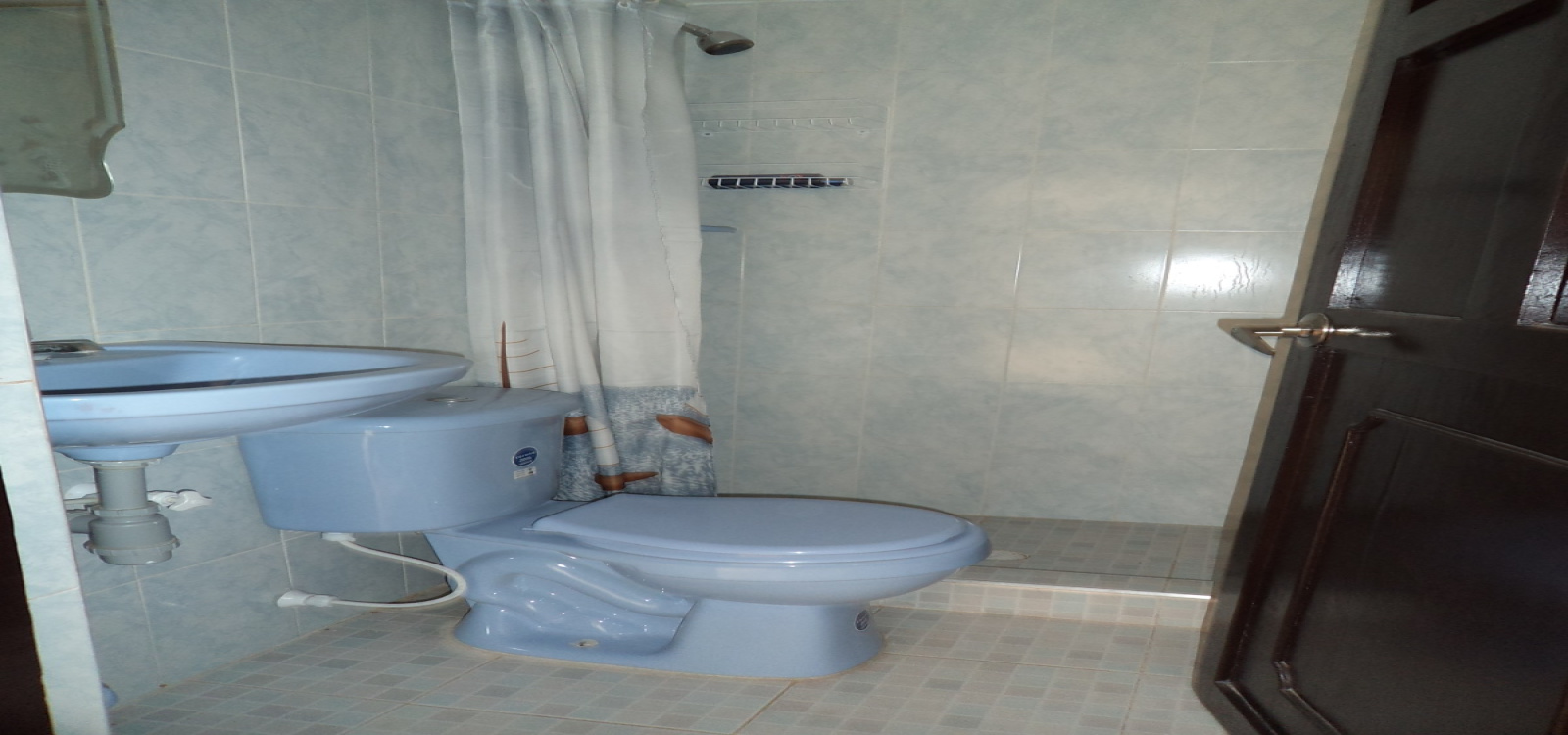 # 11 C 16 SUR AV CARACAS, Bogotá, Sur, Santa Lucia, 6 Habitaciones Habitaciones,6 BathroomsBathrooms,Casas,Venta,AV CARACAS,4400