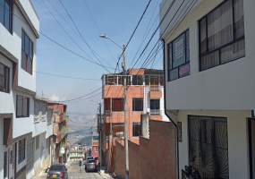 15 60 ESTE CALLE 42 SUR, Bogotá, Sur, Moralba, 6 Habitaciones Habitaciones,2 BathroomsBathrooms,Casas,Venta,CALLE 42 SUR,4698
