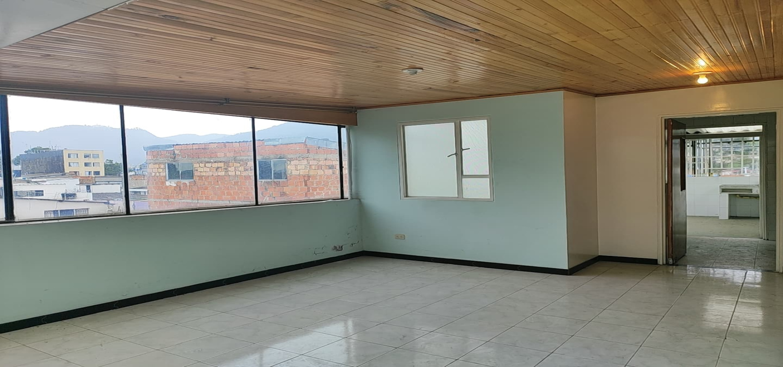8 42 SUR CRA 16, Bogotá, Sur, San Antonio, 9 Habitaciones Habitaciones,9 BathroomsBathrooms,Edificio,Venta,CRA 16 ,4931
