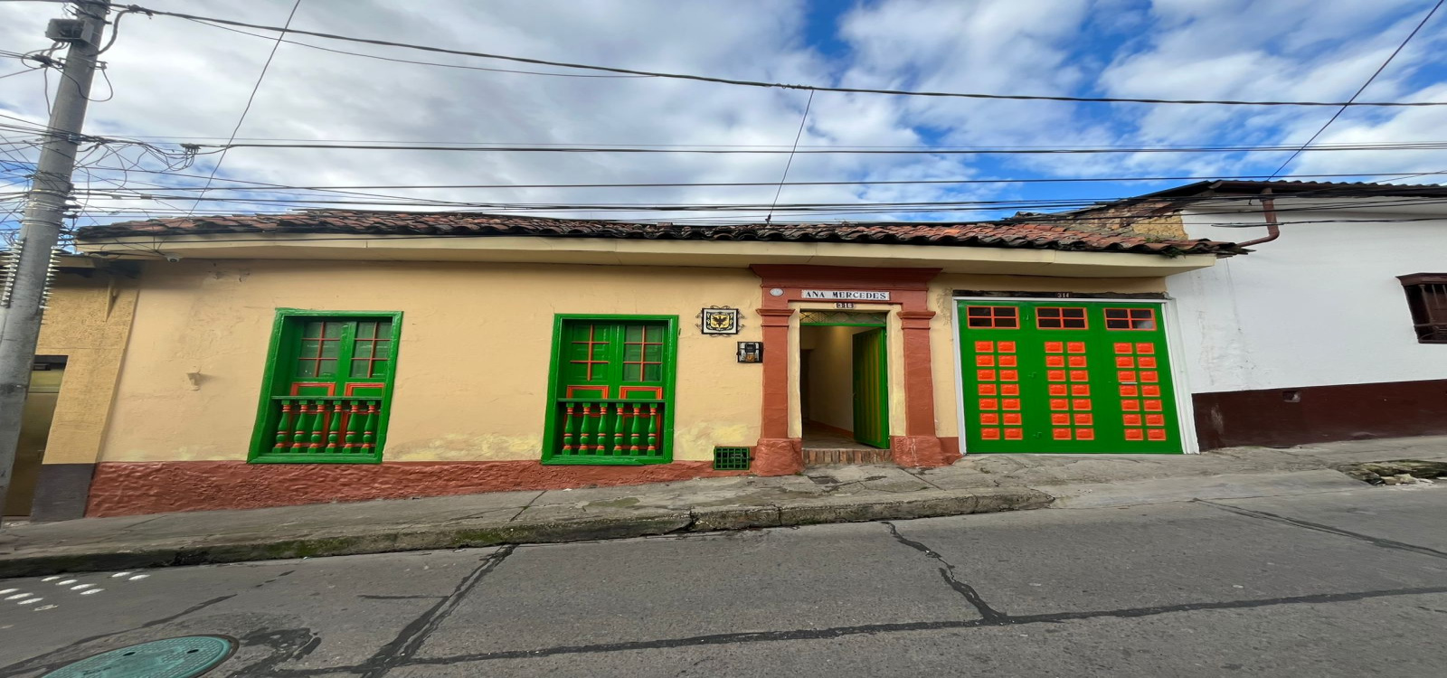 3 14 CALLE 6 B, Bogotá, Centro, Belen candelaria, 9 Habitaciones Habitaciones,3 BathroomsBathrooms,Casas,Venta,CALLE 6 B,4952