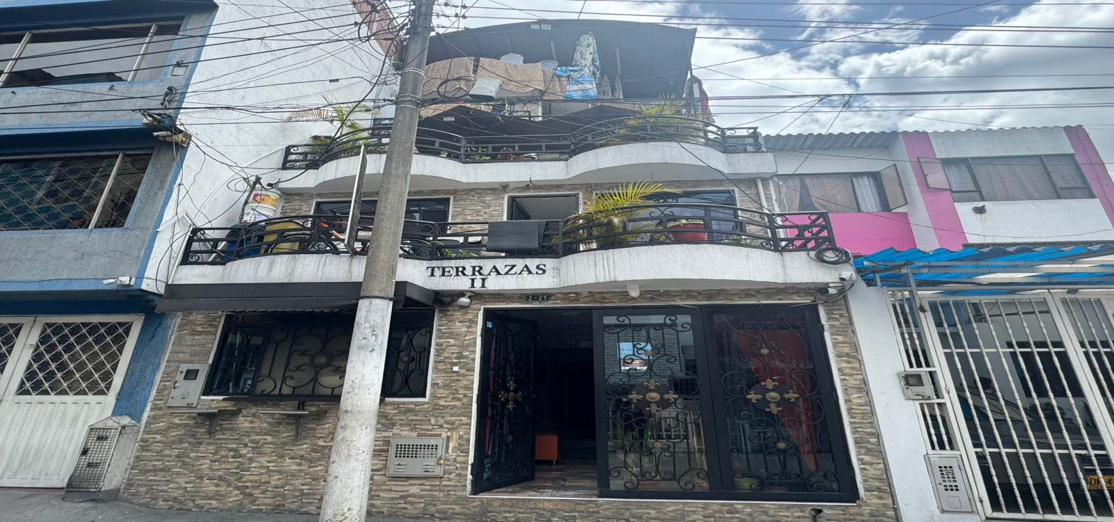 2 21 CARRERA 80 A, Bogotá, Sur, Kennedy, 30 Habitaciones Habitaciones,27 BathroomsBathrooms,Casas,Venta,CARRERA 80 A,5089