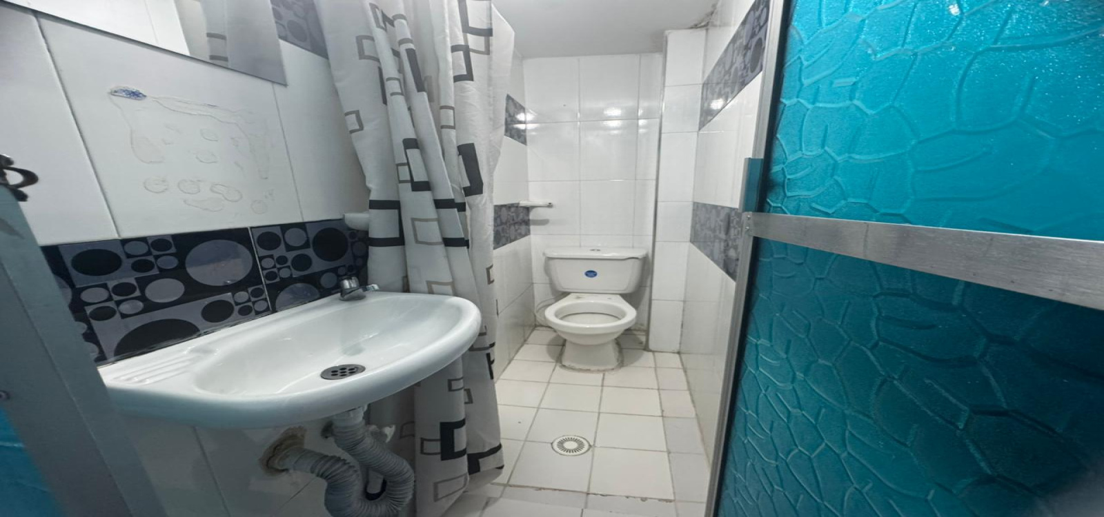 2 21 CARRERA 80 A, Bogotá, Sur, Kennedy, 30 Habitaciones Habitaciones,27 BathroomsBathrooms,Casas,Venta,CARRERA 80 A,5089