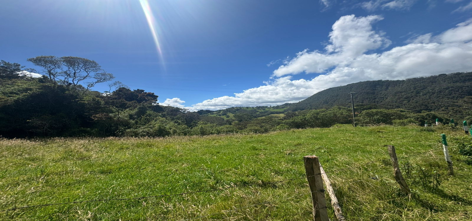 FINCA LA QUEBRADA KILOMETRO 8, Cundinamarca-La Calera, Vereda el hato, La calera, 5 Habitaciones Habitaciones,3 BathroomsBathrooms,Finca,Venta,KILOMETRO 8,5121